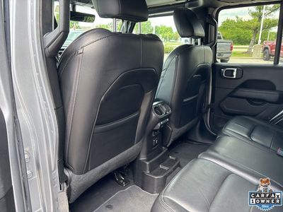2020 Jeep Wrangler — photo 36 view