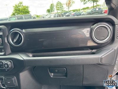 2020 Jeep Wrangler — photo 51 view