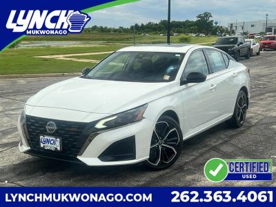 2023 Nissan Altima 2.5 SR in Other — front three-quarter view