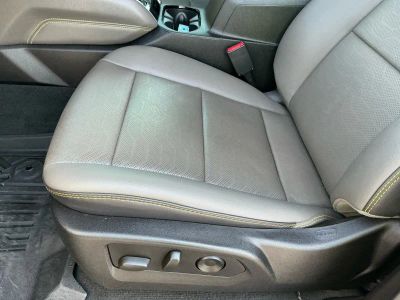 2024 Chevrolet Colorado — photo 10 view