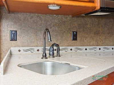 2014 Tiffin Motorhomes Allegro RED - Photo 17