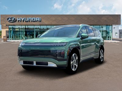 2026 Hyundai Ioniq 9 74472AEZ — front three-quarter view
