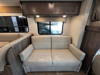 2025 Winnebago MINNIE WINNIE - Photo 17