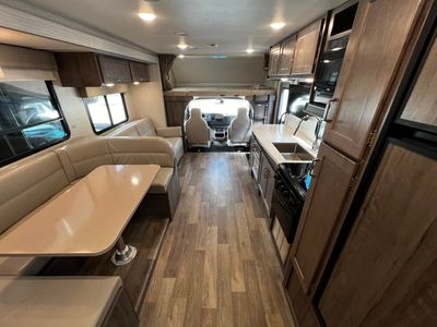 2025 Winnebago MINNIE WINNIE - Photo 3