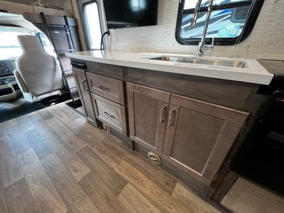 2025 Winnebago MINNIE WINNIE - Photo 12