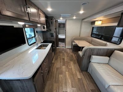2025 Winnebago MINNIE WINNIE - Photo 4