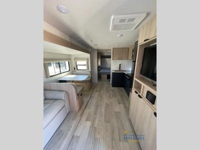 2025 Winnebago Minnie - Photo 13