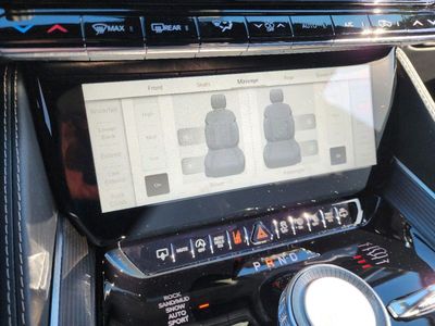 2026 2024 Jeep Grand Wagoneer Series II - Photo 16