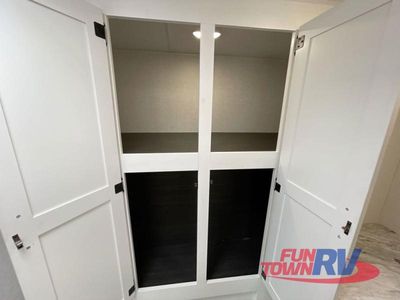 2025 Venture RV Stratus - Photo 28