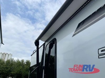 2025 Venture RV Stratus - Photo 6