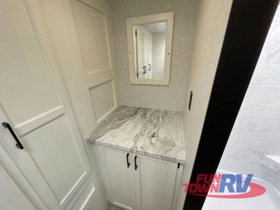 2025 Venture RV Stratus - Photo 29