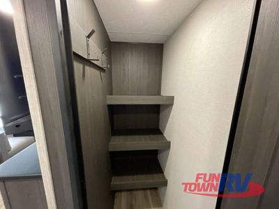 2025 Venture RV Stratus - Photo 23