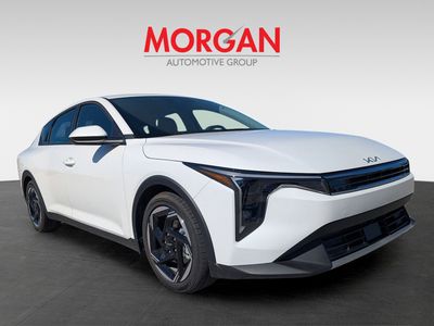 2025 Kia K4 - Photo 2