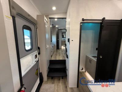 2026 Jayco North Point - Photo 23