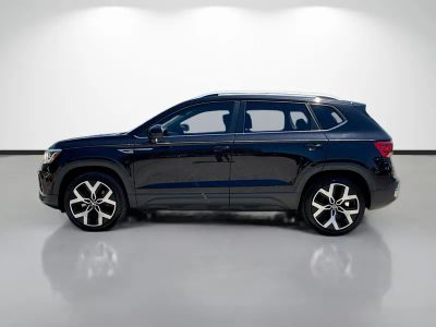 2022 Volkswagen Taos — side profile view