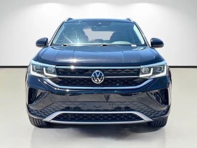 2022 Volkswagen Taos — photo 8 view