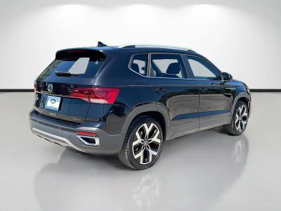 2022 Volkswagen Taos — detail view