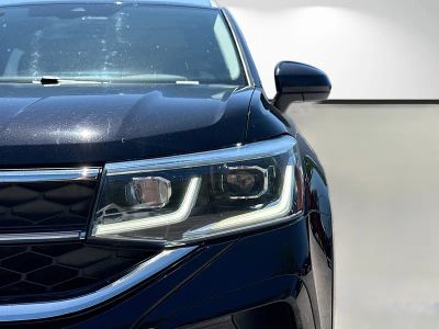 2022 Volkswagen Taos — photo 9 view