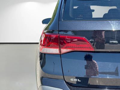 2022 Volkswagen Taos — photo 10 view