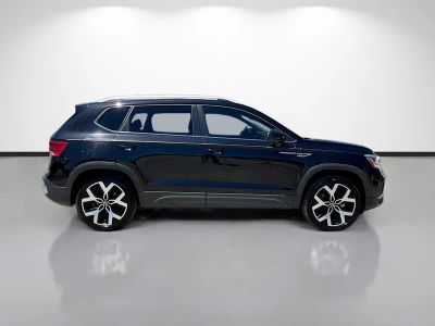 2022 Volkswagen Taos — engine compartment view