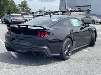 2026 Ford Mustang - Photo 3