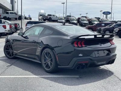 2026 Ford Mustang - Photo 4