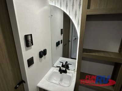 2025 Forest River RV Wildwood - Photo 43