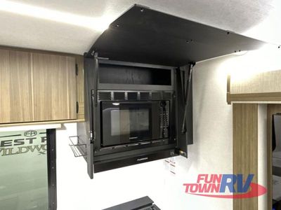 2025 Forest River RV Wildwood - Photo 22