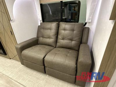 2025 Forest River RV Wildwood - Photo 31