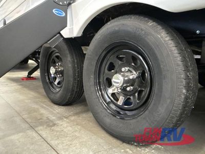 2025 Forest River RV Wildwood - Photo 11