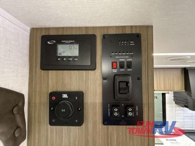 2025 Forest River RV Wildwood - Photo 39