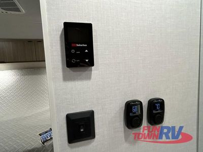 2025 Forest River RV Wildwood - Photo 40