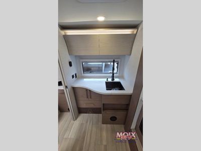 2026 Grand Design Serenova - Photo 5