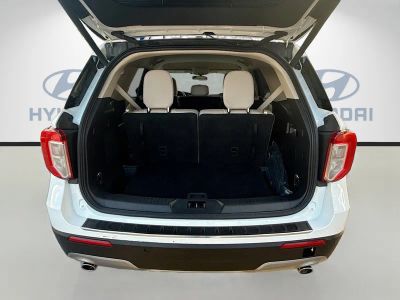 2024 Ford Explorer — photo 24 view
