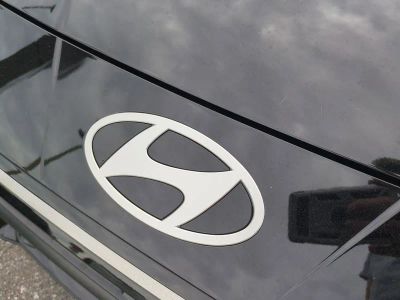 2026 Hyundai ELANTRA — photo 13 view