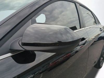 2026 Hyundai ELANTRA — photo 12 view