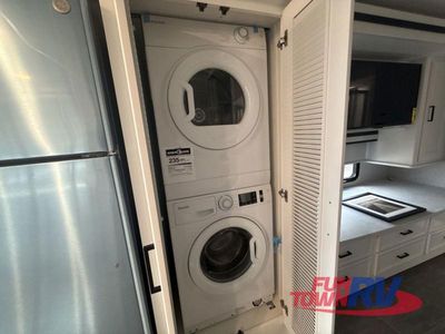 2024 Coachmen RV Sportscoach - Photo 35
