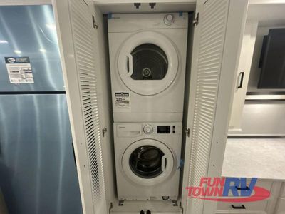 2024 Coachmen RV Sportscoach - Photo 46