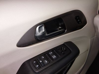 2024 Chrysler Pacifica — photo 16 view