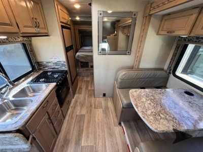 2018 Thor Motor Coach Four Winds Sprinter - Photo 9