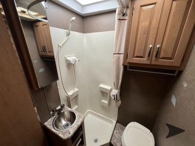 2018 Thor Motor Coach Four Winds Sprinter - Photo 22