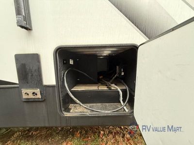 2022 Dutchmen RV Voltage - Photo 11