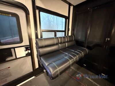 2022 Dutchmen RV Voltage - Photo 32