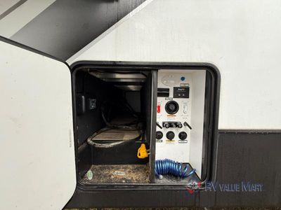 2022 Dutchmen RV Voltage - Photo 10