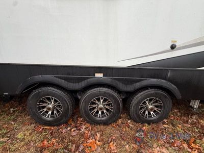 2022 Dutchmen RV Voltage - Photo 9