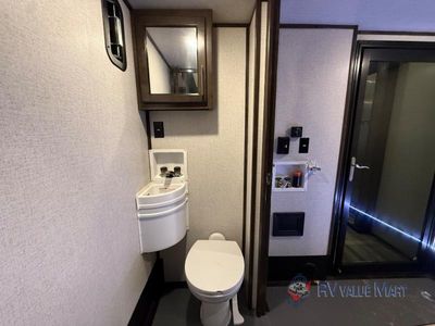 2022 Dutchmen RV Voltage - Photo 35