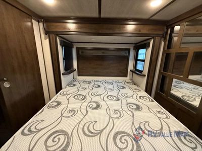2022 Dutchmen RV Voltage - Photo 23