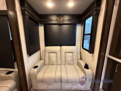 2022 Dutchmen RV Voltage - Photo 14