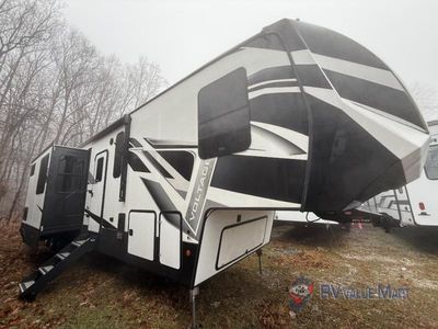 2022 Dutchmen RV Voltage - Photo 3