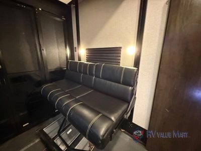 2022 Dutchmen RV Voltage - Photo 33